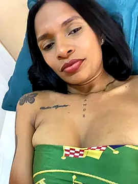 Snapshot of Luna025 chatting on November 11, 7:58 pm Luna025 online show from November 11, 7:58 pm