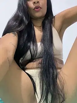 Snapshot of Luna025 chatting on November 27, 5:31 am Luna025 online show from November 27, 5:31 am