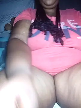 Snapshot of OCEANSQUITERXXX chatting on November 7, 12:10 am OCEANSQUITERXXX online show from November 7, 12:10 am