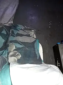 Snapshot of OCEANSQUITERXXX chatting on November 23, 12:21 am OCEANSQUITERXXX online show from November 23, 12:21 am