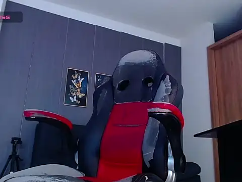 Snapshot of david_santos16 chatting on November 13, 1:15 am david santos16 online show from November 13, 1:15 am