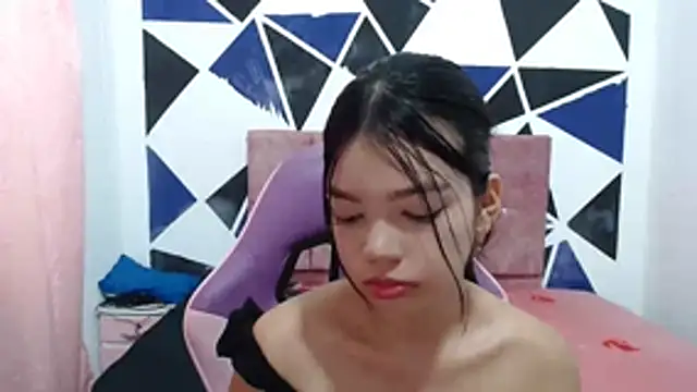 shy luna18 online show from November 14, 1:43 pm