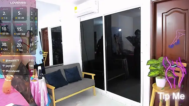 zou quira online show from January 19, 12:25 am