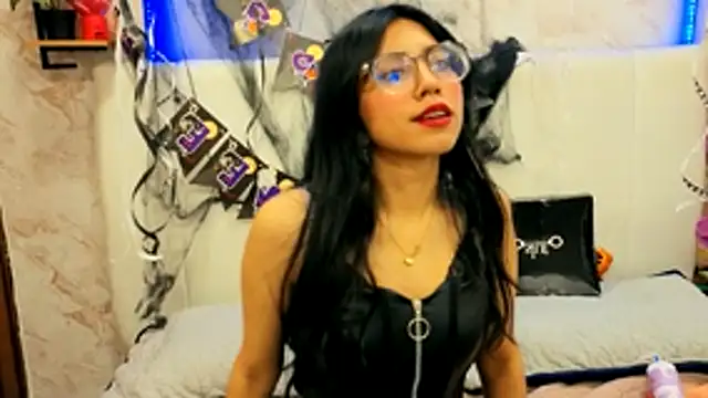 VioletxBloom online show from October 24, 9:55 pm