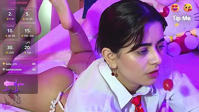 Snapshot of bella_thixx chatting on November 7, 4:01 am bella thixx online show from November 7, 4:01 am