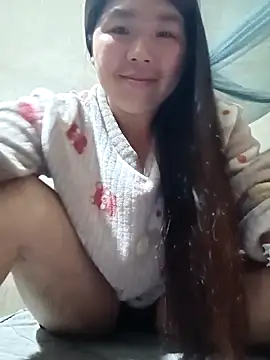 quynhkoolbae online show from April 25, 1:08 am