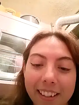 Snapshot of MoonBlueSex chatting on September 14, 4:33 am MoonBlueSex online show from September 14, 4:33 am