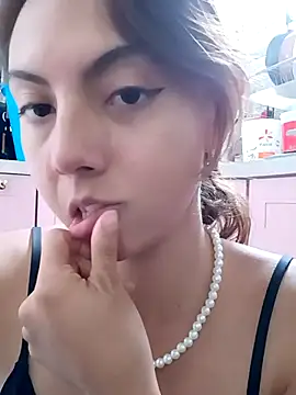 Snapshot of MoonBlueSex chatting on September 18, 3:58 pm MoonBlueSex online show from September 18, 3:58 pm