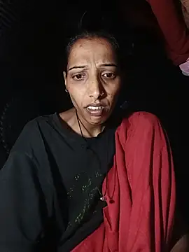 Snapshot of Pinki_thakur_1 chatting on June 29, 7:36 pm Pinki thakur 1 online show from June 29, 7:36 pm