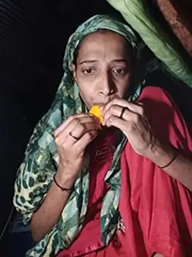 Snapshot of Pinki_thakur_1 chatting on July 28, 6:42 pm Pinki thakur 1 online show from July 28, 6:42 pm