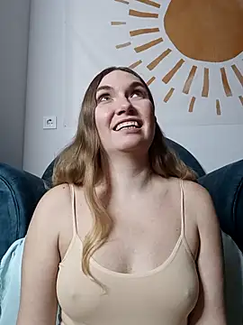 KisaVixen online show from February 6, 5:49 pm