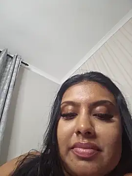 Indian GlowingMiax online show from November 4, 4:50 pm