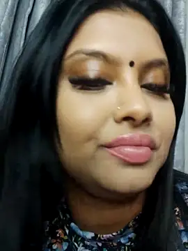 Indian GlowingMiax online show from November 6, 2:01 am