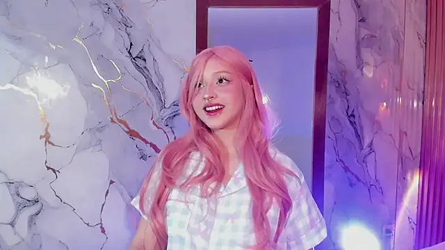 Suxan White  online show from September 9, 12:26 pm