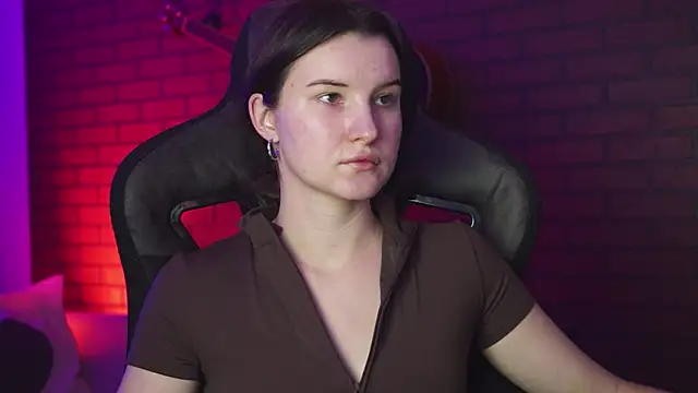 Snapshot of AgataWillis chatting on October 11, 4:33 am AgataWillis online show from October 11, 4:33 am