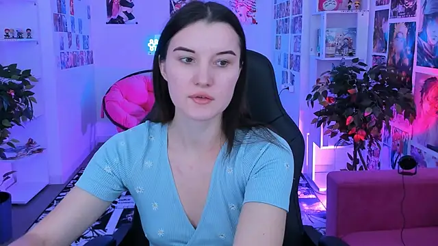 Snapshot of AgataWillis chatting on October 20, 8:37 am AgataWillis online show from October 20, 8:37 am