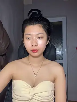 Snapshot of Phthao chatting on November 23, 2:28 pm Phthao online show from November 23, 2:28 pm