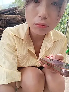 Snapshot of linda_bae00 chatting on July 26, 11:22 pm linda bae00 online show from July 26, 11:22 pm