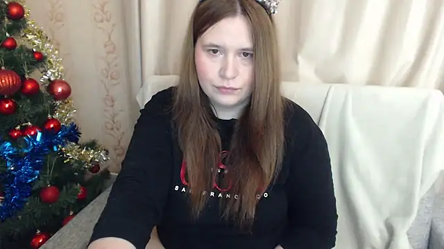 Snapshot of AdelinaLawson chatting on December 31, 1:30 pm AdelinaLawson online show from December 31, 1:30 pm