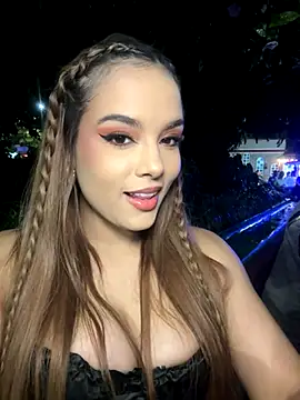 Snapshot of Sam_pablo21 chatting on November 1, 12:12 am Sam pablo21 online show from November 1, 12:12 am