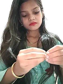 Snapshot of Komal0099 chatting on December 1, 3:11 am Komal0099 online show from December 1, 3:11 am