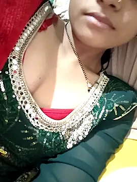 Snapshot of Komal0099 chatting on December 2, 3:40 pm Komal0099 online show from December 2, 3:40 pm