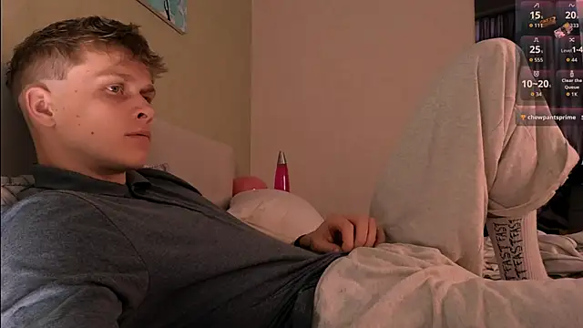 Snapshot of TalkingHead_0_ chatting on October 3, 10:01 am TalkingHead 0 online show from October 3, 10:01 am