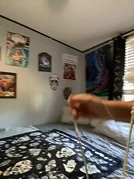 Snapshot of lillylooney chatting on October 1, 3:07 pm lillylooney online show from October 1, 3:07 pm