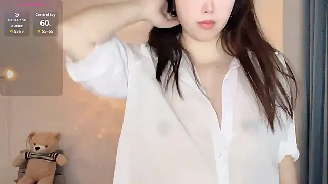 Xiali-166 online show from February 4, 11:20 pm