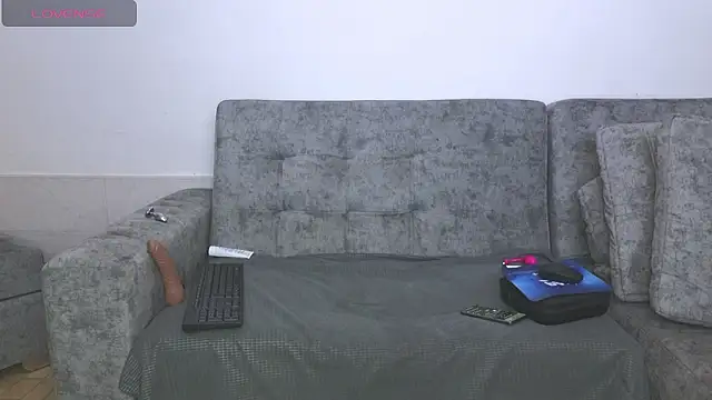 Snapshot of adahira08 chatting on February 22, 4:35 am adahira08 online show from February 22, 4:35 am