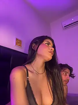 MiaSkylar online show from March 13, 5:03 am