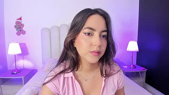 SofieBunnie online show from May 22, 10:59 pm