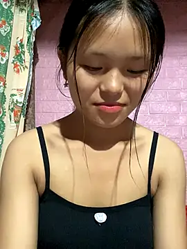 Snapshot of milo_bae chatting on October 6, 7:39 am milo bae online show from October 6, 7:39 am
