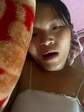 Snapshot of milo_bae chatting on October 8, 11:24 pm milo bae online show from October 8, 11:24 pm