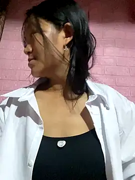 milo bae online show from November 8, 11:14 pm