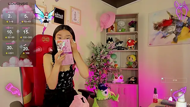Snapshot of Lana_Dreams_ chatting on September 19, 1:12 pm Lana Dreams online show from September 19, 1:12 pm