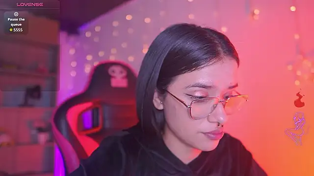 Lana Dreams  online show from March 13, 1:45 am