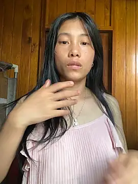 Snapshot of EmLy02 chatting on September 15, 4:12 am EmLy02 online show from September 15, 4:12 am