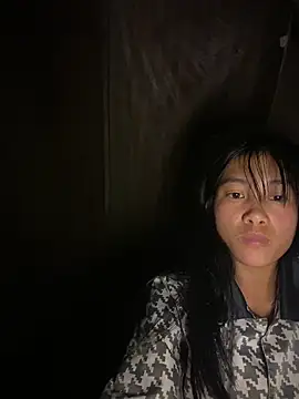 Snapshot of EmLy02 chatting on September 21, 2:29 pm EmLy02 online show from September 21, 2:29 pm