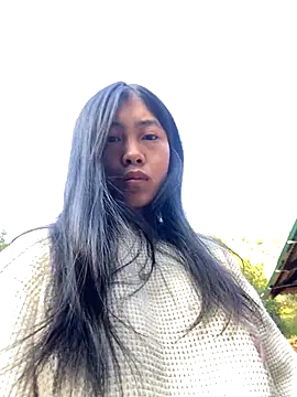 Snapshot of EmLy02 chatting on November 28, 12:13 am EmLy02 online show from November 28, 12:13 am