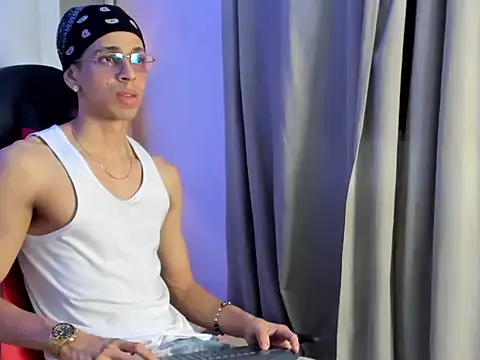 nicolai drake online show from November 9, 4:55 am