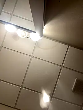 Snapshot of kev0n2389 chatting on September 10, 1:05 am kev0n2389 online show from September 10, 1:05 am