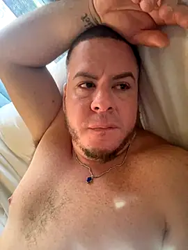 Snapshot of kev0n2389 chatting on September 20, 5:58 pm kev0n2389 online show from September 20, 5:58 pm