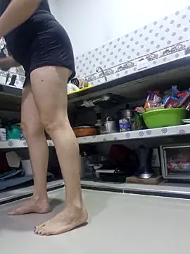 Snapshot of Nina_vallon chatting on September 9, 10:37 am Nina vallon online show from September 9, 10:37 am