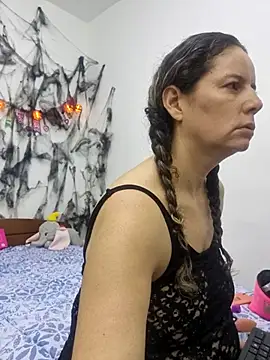 Snapshot of Nina_vallon chatting on October 21, 10:38 am Nina vallon online show from October 21, 10:38 am