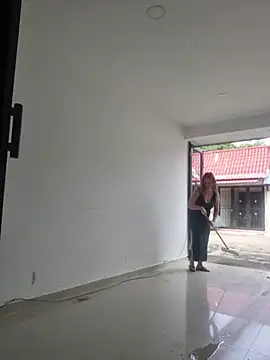 Snapshot of Nina_vallon chatting on November 10, 1:21 pm Nina vallon online show from November 10, 1:21 pm