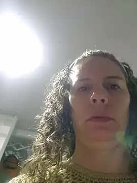 Snapshot of Nina_vallon chatting on November 27, 10:28 am Nina vallon online show from November 27, 10:28 am