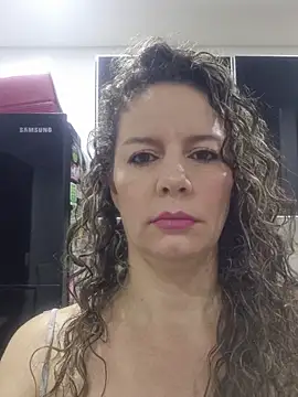 Snapshot of Nina_vallon chatting on May 26, 10:33 am Nina vallon online show from May 26, 10:33 am
