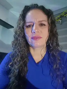 Snapshot of Nina_vallon chatting on June 18, 10:52 am Nina vallon online show from June 18, 10:52 am