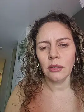 Snapshot of Nina_vallon chatting on June 27, 12:59 am Nina vallon online show from June 27, 12:59 am